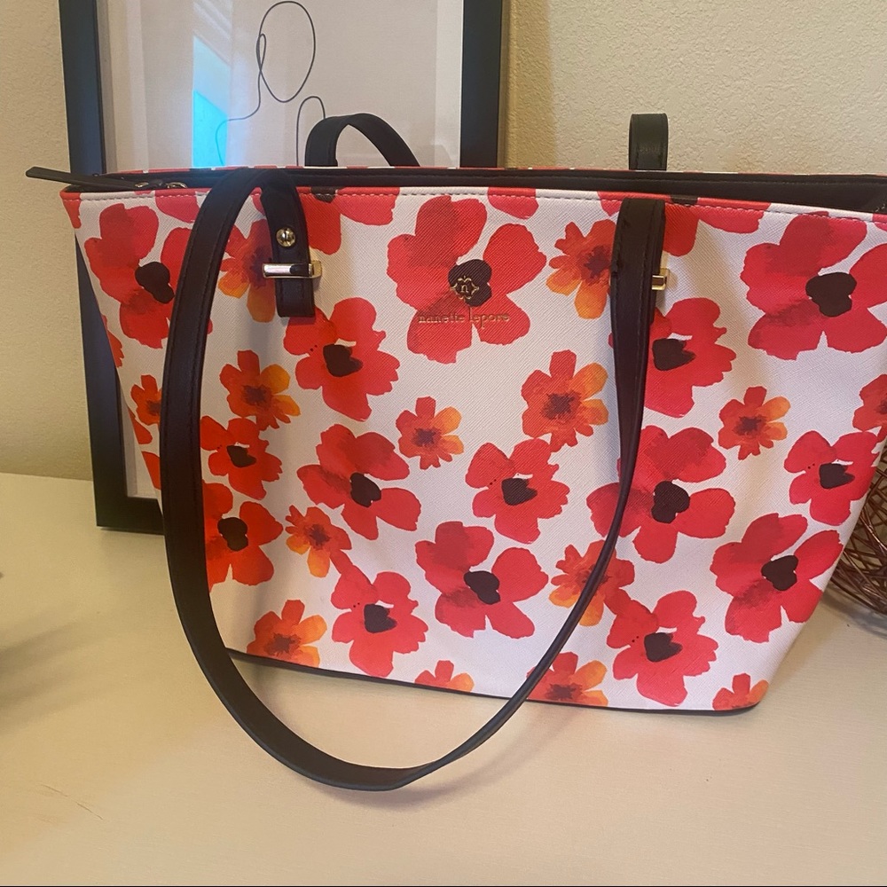 Nanette lepore Floral Hand Bag